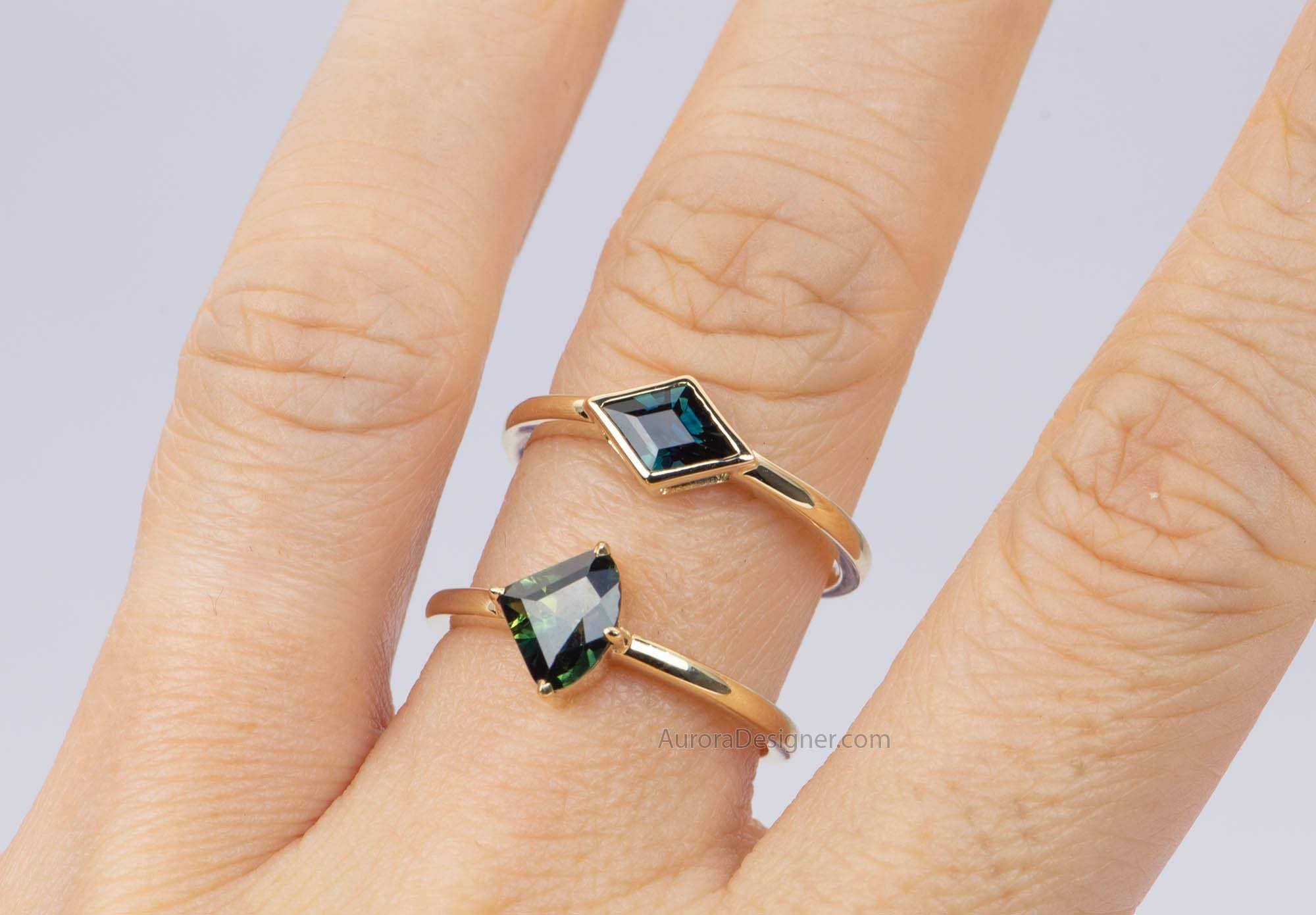 1.06ct Geometric Shape Blue Green Sapphire Ring 14K Yellow Gold