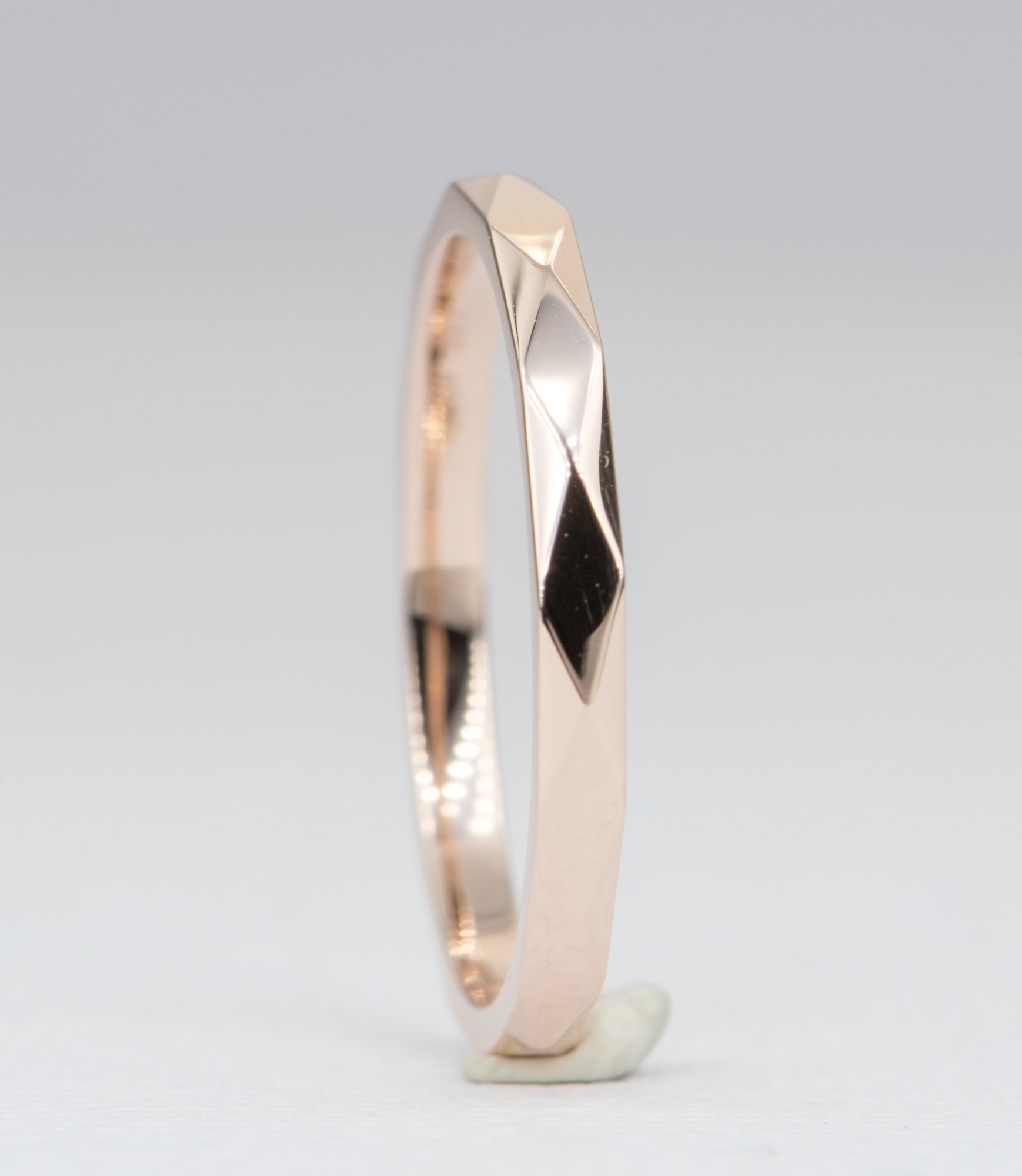 2mm Geometric Facet Wave Solid 14K 18K Gold Platinum Ring Unique Weddi -  Aurora Designer