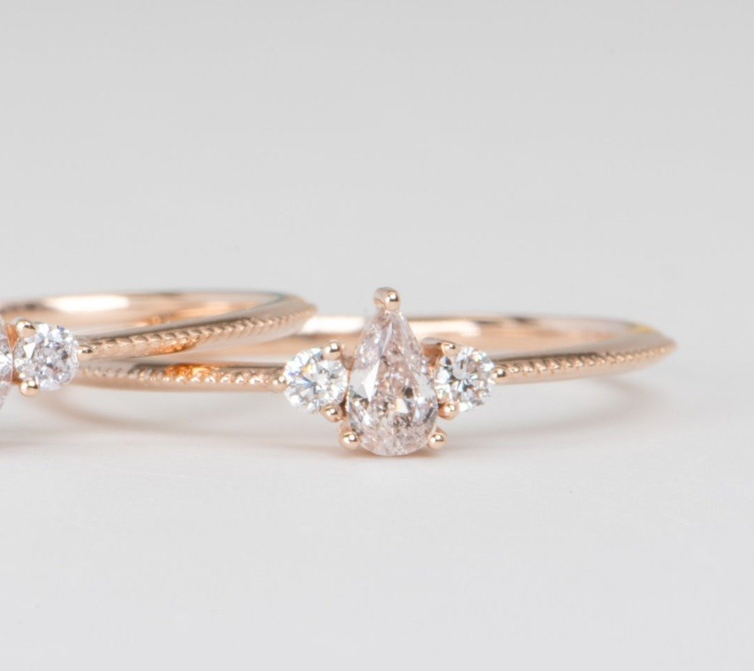 Rosa Del Amor' Natural Rose Gold Engagement Ring