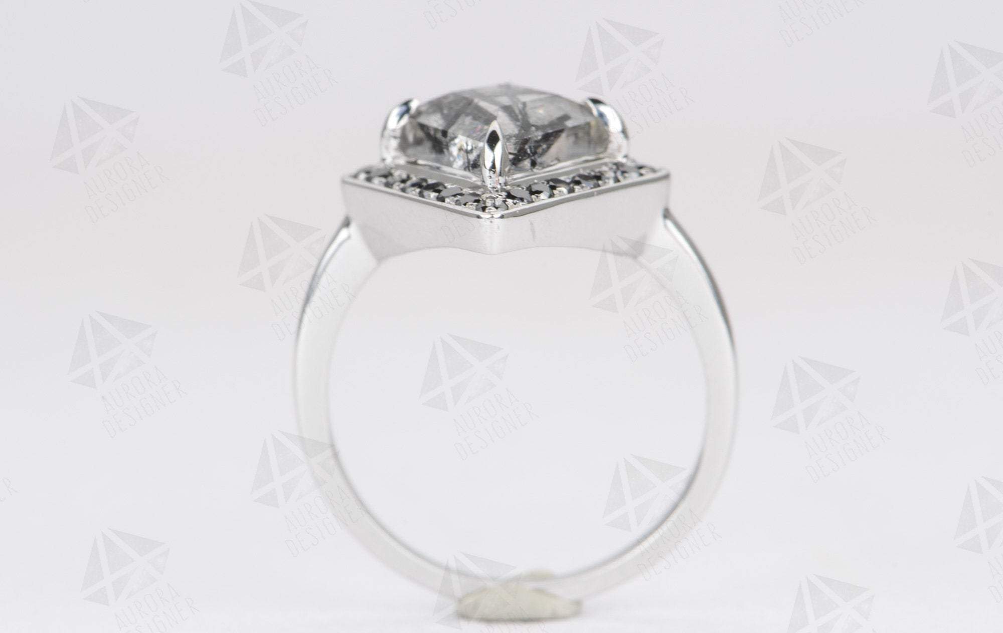 Inverted Diamond Aura Ring – ESQUELETO